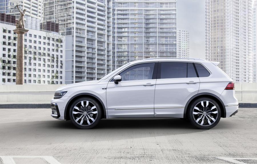  Volkswagen Tiguan R-Line 2016 года  (WW) (фото 9 из 36)